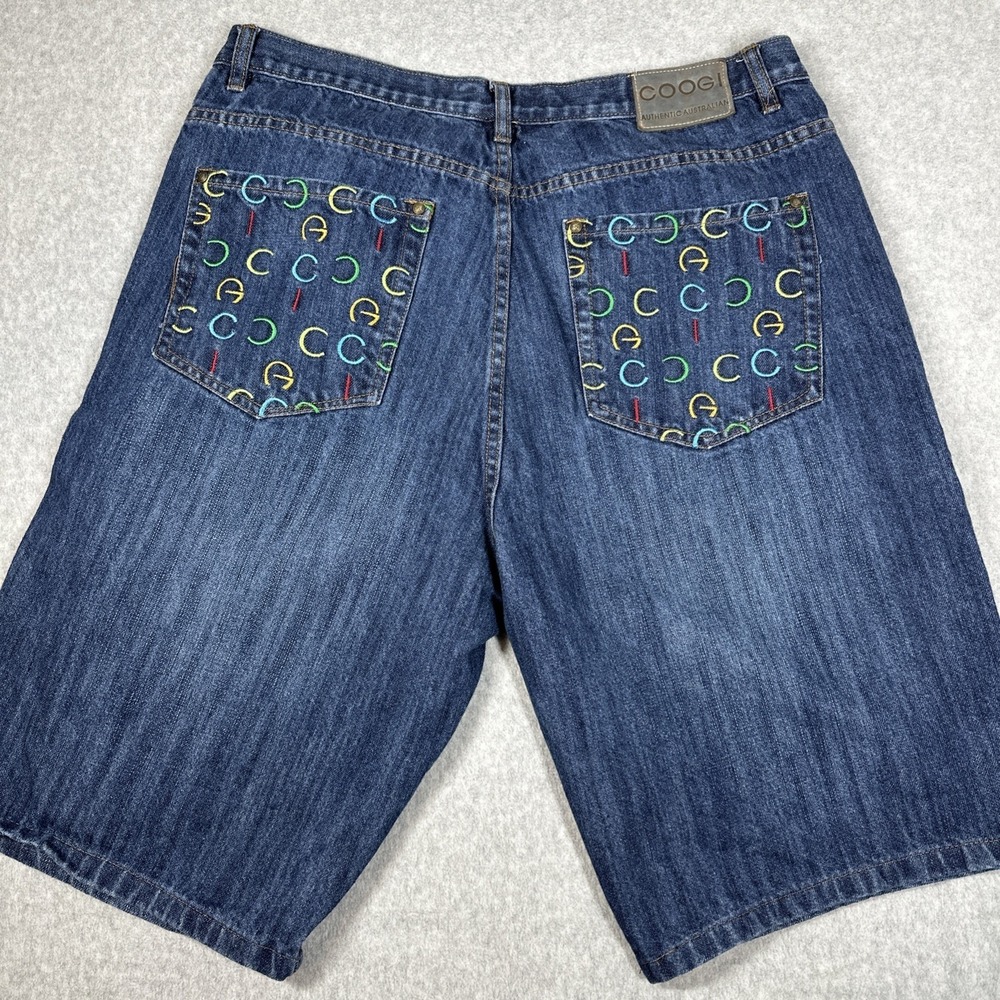 Coogi Men's Y2K Embroidered Wide Leg Long Denim Shorts Size 40x12‎ Skater Grunge